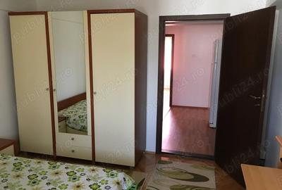 Vand apartament 3 camere decomandat, Str. Pietroasa - 5