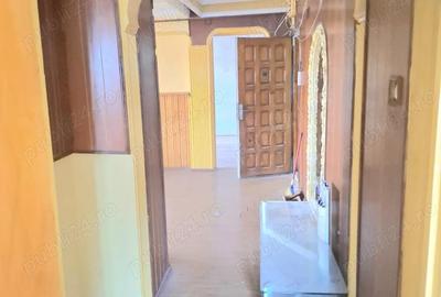 Oportunitate-Apartament 3 camere, 83,78 mp, vedere panoramica , zona Zavoi Rm Valcea - 4