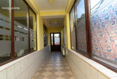 Proprietate versatila. Doua case la pret de una. - 32