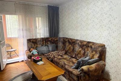 Apartament cu 3 camere, etaj 1, decomandat, zona Lipovei - 4