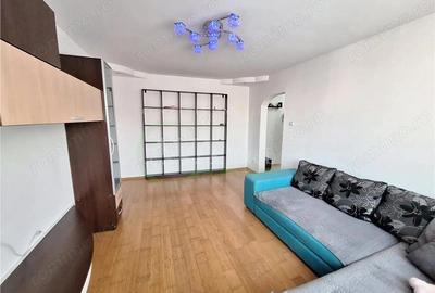 Apartament 3 camere semidecomandat, renovat si semi-mobilat, zona Cora-Bacau Apartament 3 camere semidecomandat, renovat si semi-mobilat, zona Cora-Bacau - 2