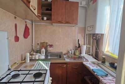 Garsonieră decomandată în Milcov - 2