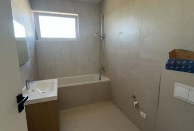 PROPRIETAR, DECOMANDAT, 2 BALCOANE - 7