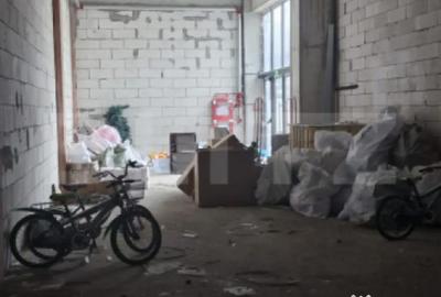 Spațiu comercial, de 400 mp, în Central - 11