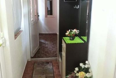 Apartament cu 3 camere semidecomandat în Someș - 1
