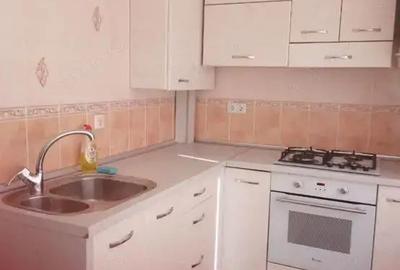 Apartament cu trei camere in zona Dacia de inchiriat - 1
