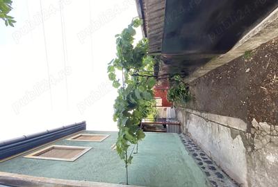 Vand casa zona Blascovici