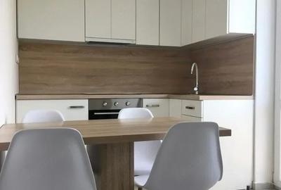 Apartament cu 2 camere decomandat în Florilor - 5