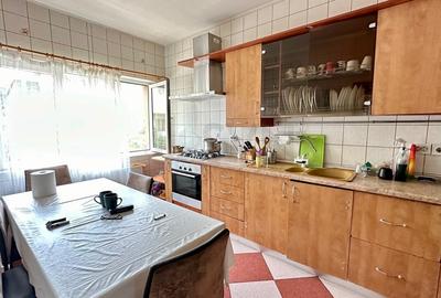 Casă individuală cu 7 camere cu Canalizare în Vatra Luminoasă - 5