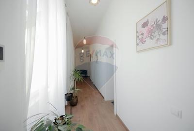 Spațiu comercial, de 235 mp, în Ultracentral - 21