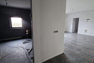 Casă cu 4 camere decomandat cu Teren 1700 Mp în Școlilor - 10