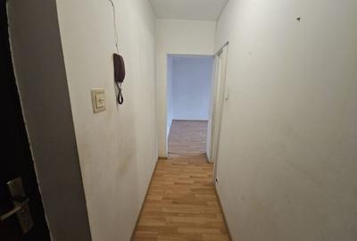 Garsonieră 33 – Câmpia Libertății | Metrou Piata muncii/ sector 3 - 4