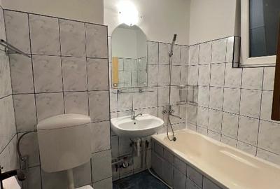 Apartament 3 camere decomandat, 65 mp, mobilat si utilat, str.Libertatii - 9