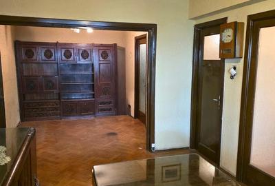 Apartament cu 2 camere decomandat în Sala Palatului - 11