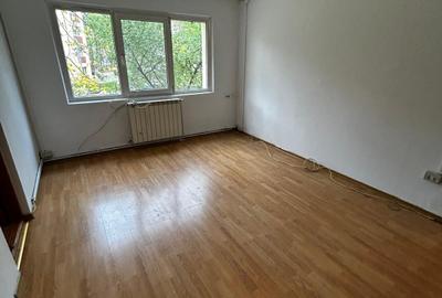 2 camere semidecomandat - 2