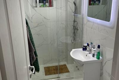 Apartament cu 3 camere semidecomandat în Bucium - 2