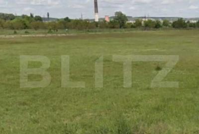 Teren de 2995 mp, în Central