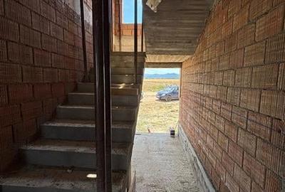 Teren cu bloc rezidential de vanzare,  P+1+M, 6 apartamente, investitie sigura, Teren cu bloc rezidential de vanzare,  P+1+M, 6 apartamente, investitie sigura, - 6