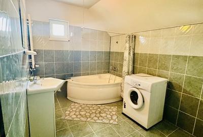 Casă cu 4 camere cu Teren 410 Mp în Central - 2
