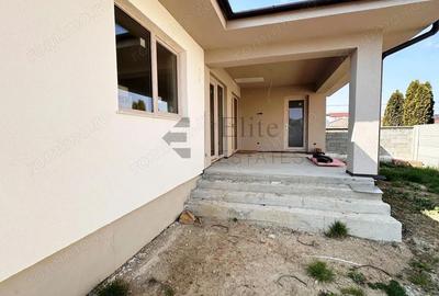 Casă cu 4 camere cu Teren 500 Mp în Sânmartin - 7