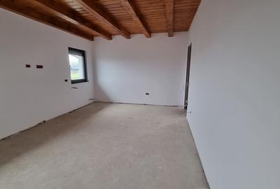 Casă individuală cu 5 camere cu Canalizare în Valea Adâncă - 6