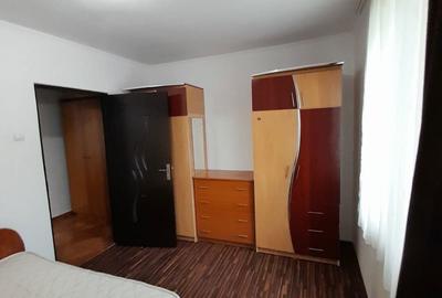Apartament cu 2 camere decomandat în Central - 2