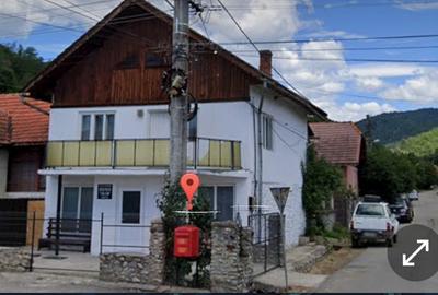 Casă cu 4 camere cu Canalizare în Boroșteni - 3