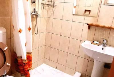 Inchiriez casa vila pe termen lung - 7