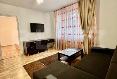 Apartament cu 2 camere semidecomandat, mobilat în Semicentral