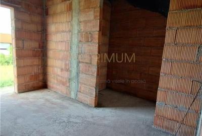 Duplex despartit prin camera tehnica - langa asfalt - compartimentare excelenta - 6