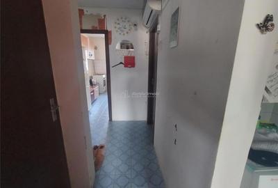 Apartament cu 3 camere decomandat în Caransebeș