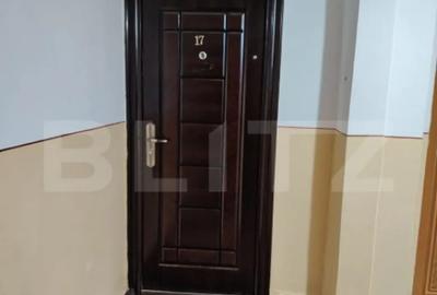Apartament cu 2 camere semidecomandat în Micro 4 - 11