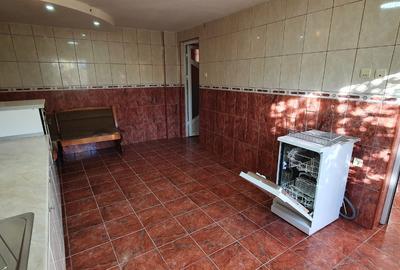 Zona AFI Palace casa 2007 parter 3 camere  la 117000 euro - 9