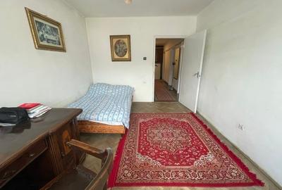 Apartament cu 3 camere decomandat în Central - 11