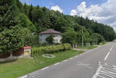 Casă cu 6 camere cu Teren 1100 Mp în Central - 8