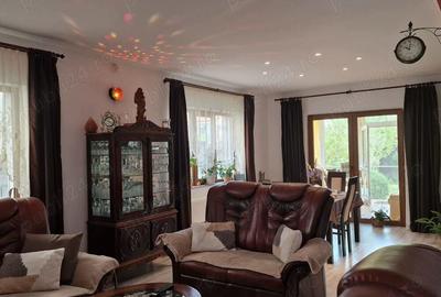 Inchiriez casa (1 2 duplex) in Mosnita Noua, cartier Europa - 2