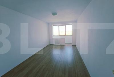 Apartament de vanzare, cu 3 camere, zona Olimpia-Stadion cu vedere panoramica - 2