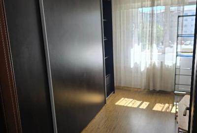 Apartament cu 3 camere decomandat, mobilat în Micro 12 - 4
