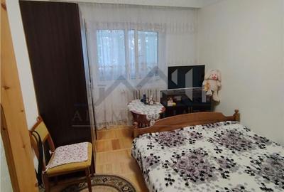 Apartament cu 3 camere decomandat, mobilat în Cug - 7