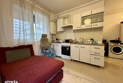 Apartament cu 2 camere decomandat în Roșu