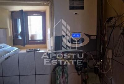 Casa familiala cu spatiu comercial si garaj P+1E+M 720 Mp - 21
