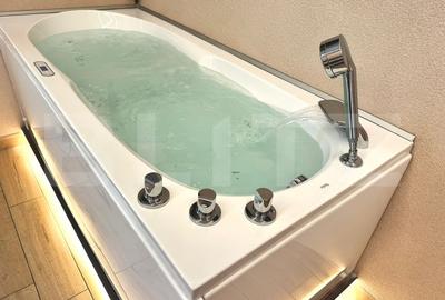 Raritate pe piata: 2 apartamente de lux gata de Airbnb cu terase si jacuzzi - 13