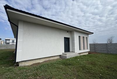 Casă individuală cu 5 camere cu Canalizare în Tunari - 12