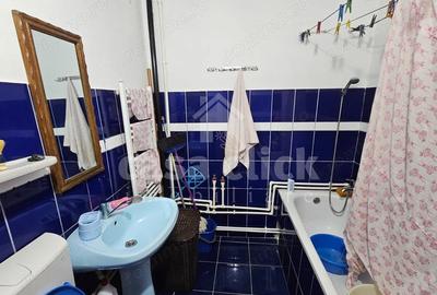 Casă cu 2 camere decomandat cu Canalizare în Central - 1