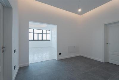 Penthouse cu 3 camere decomandat în Copou - 10
