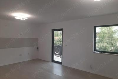 Spațiu comercial, de 120 mp, în Central - 3