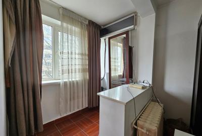 Garsonieră semidecomandată, mobilată în Drumul Taberei - 4