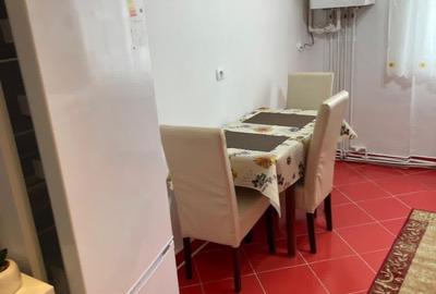 Apartament cu 2 camere semidecomandat, mobilat în Hipodrom 2 - 4