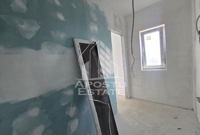 Jumatate de duplex pe parter cu 3 camere si 2 bai, Sag - 14