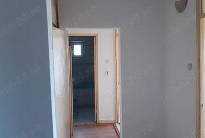 Apartament cu 2 camere decomandat în Calafat - 4